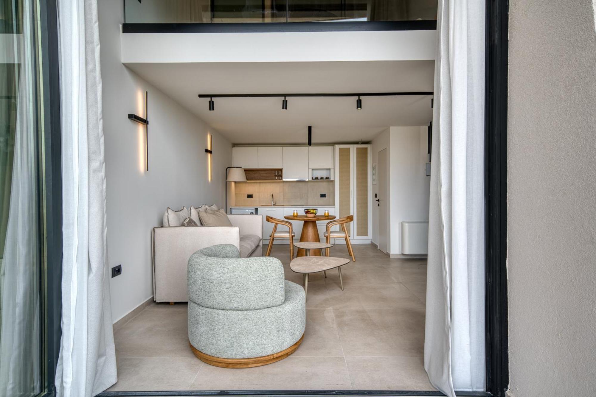 Anima Deluxe Suites 나플리오 외부 사진